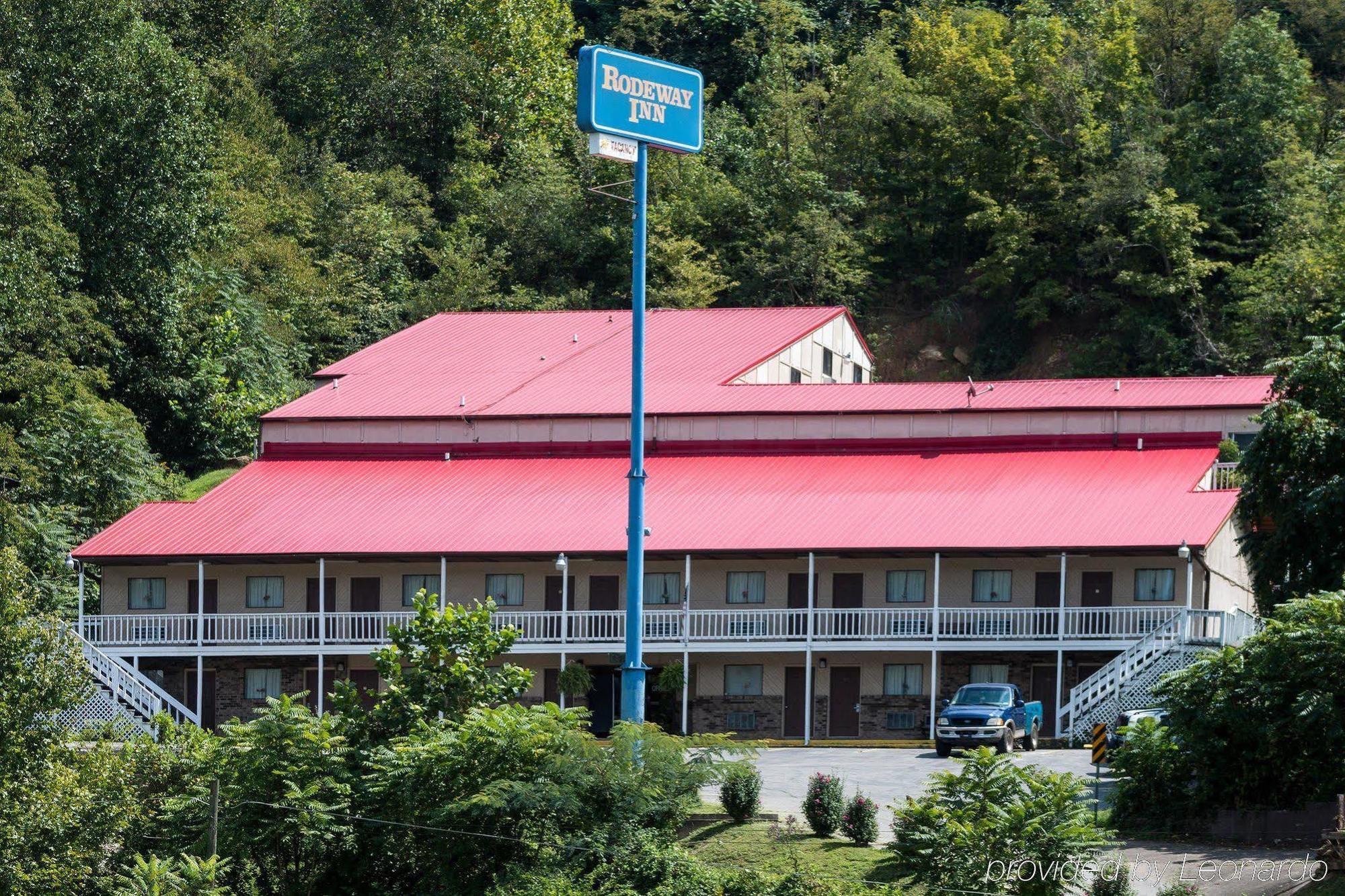 Oyo Hotel Chapmanville Inn, Wv - Hwy 119 Eksteriør bilde